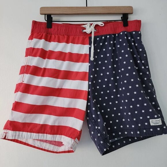 Modern Amusement Red White Blue stars stripes flag swim trunks mens‎ size L - Picture 1 of 4